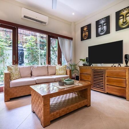 Villa Seriska Seminyak Экстерьер фото
