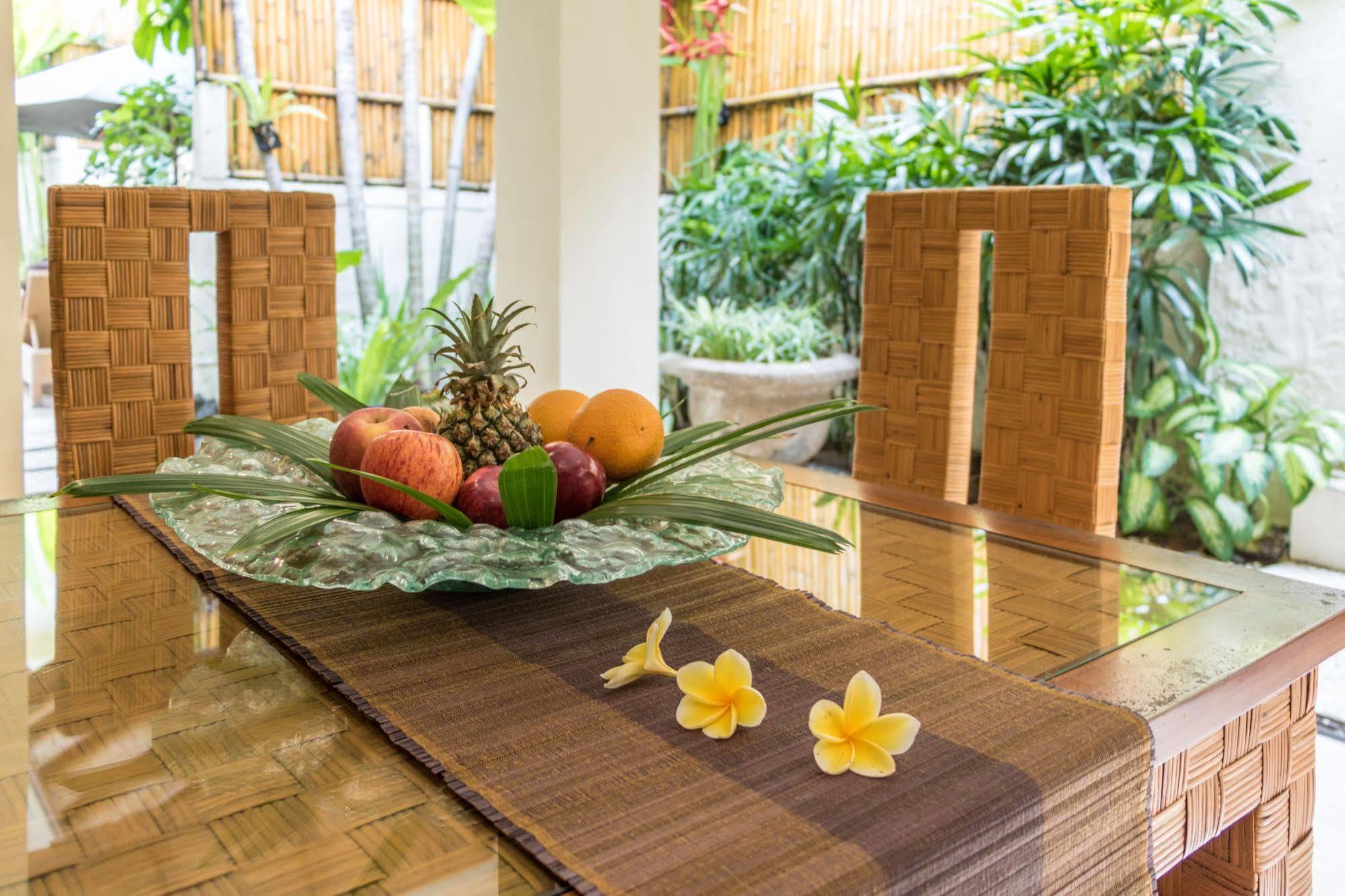 Villa Seriska Seminyak Экстерьер фото