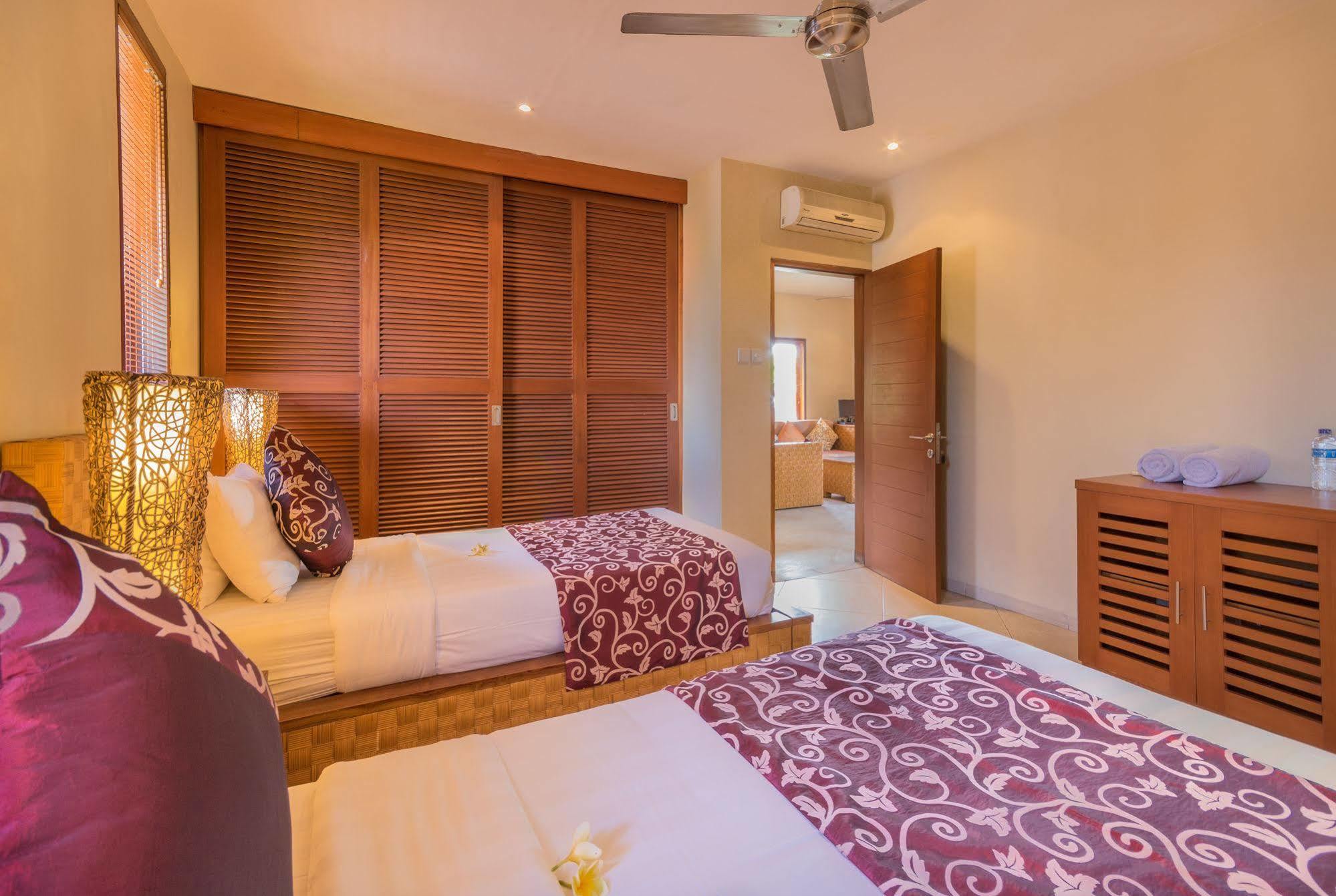 Villa Seriska Seminyak Экстерьер фото