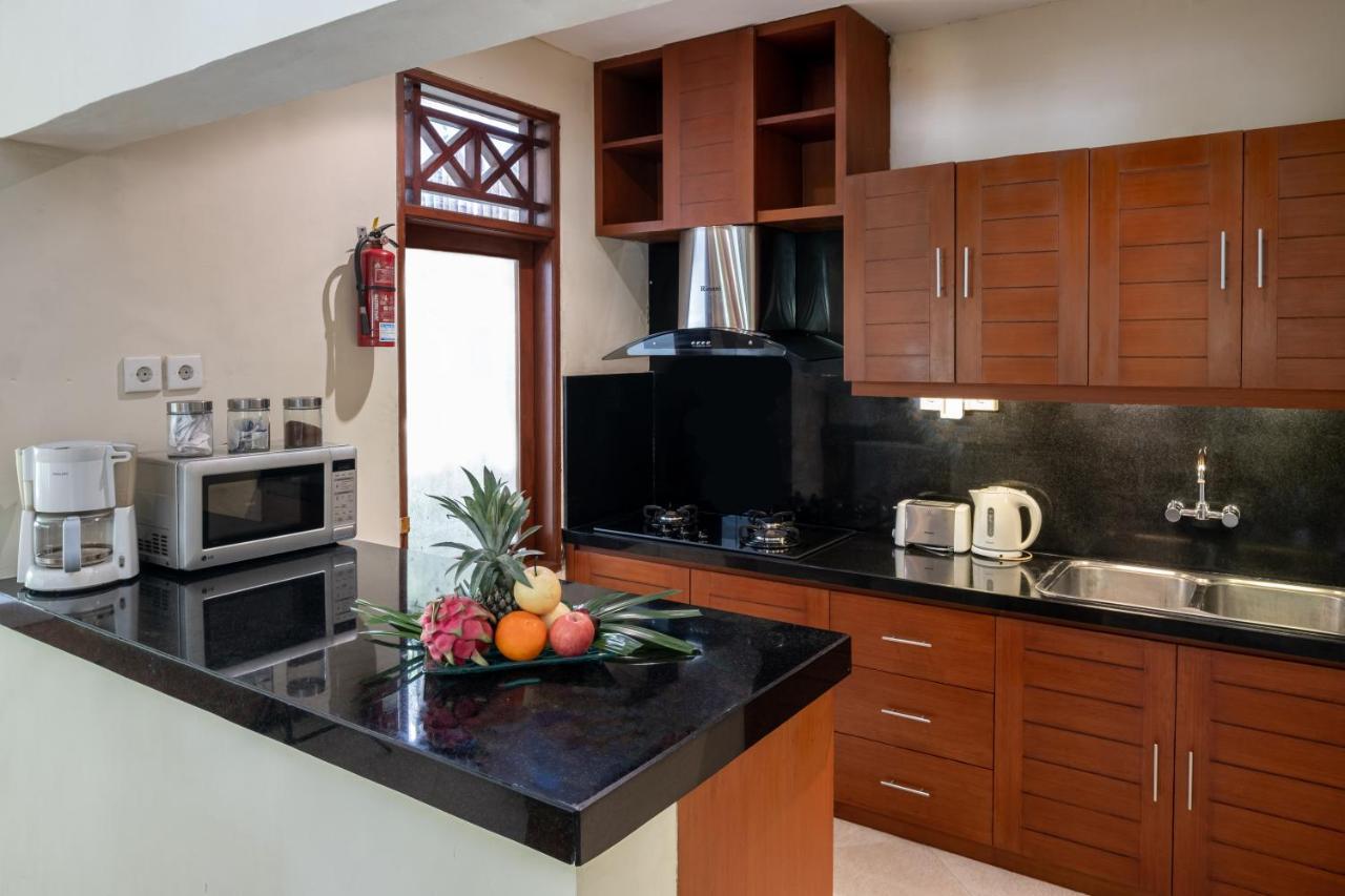 Villa Seriska Seminyak Экстерьер фото